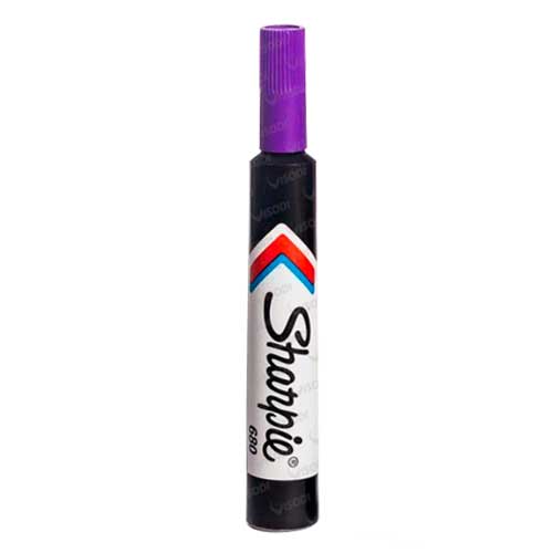 MARCADOR PERMANENTE PUNTA BISELADA 680 MORADO